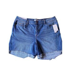 NWT Women’s Nine West Steetch Denim Jean Shorts, Size 16